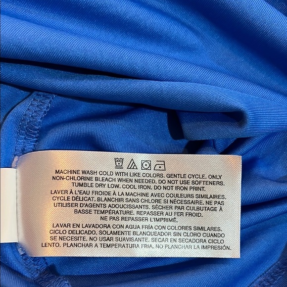 Greg Norman Collection | Women's 1/4 Zip Up - Picture 8 of 11